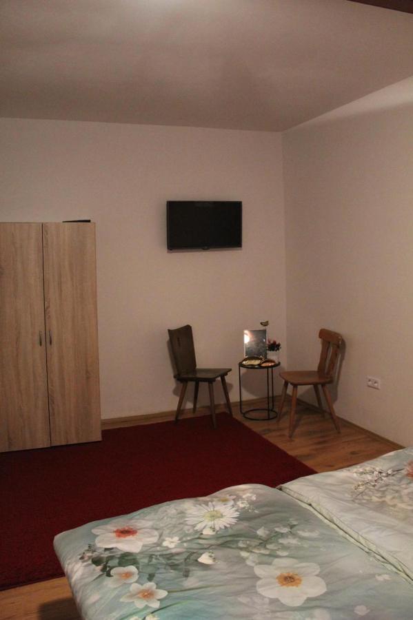 Pension Entersburg Bad Bertrich Esterno foto