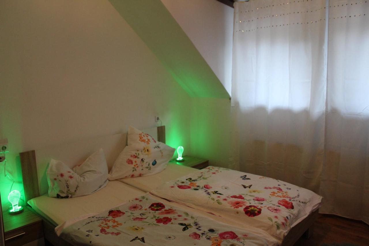 Pension Entersburg Bad Bertrich Esterno foto